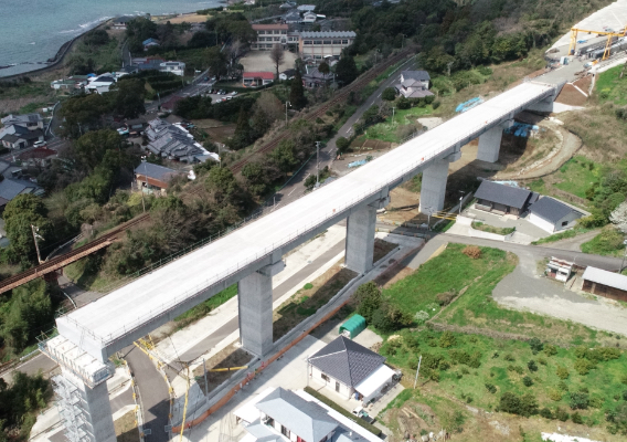 前田川橋