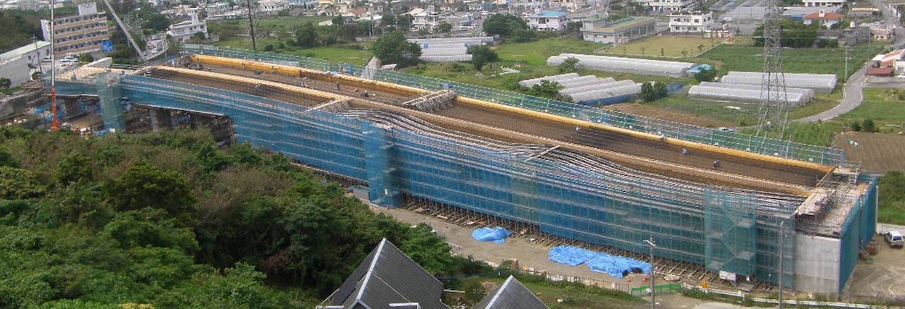 川田橋　6径間連続中空床版橋